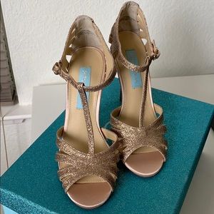 Betsey Johnson SB-Tee Dress Pump